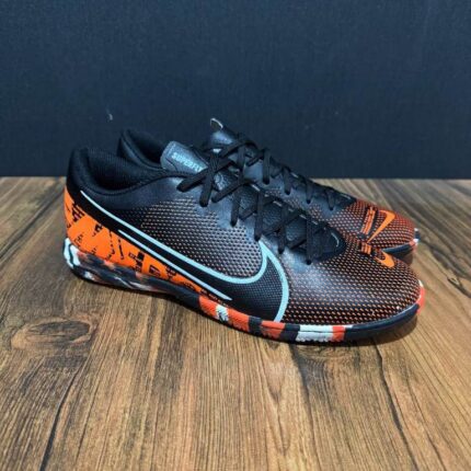 کتونی کمپلکس مشکی نارنجی (سالنی)